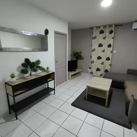 Lägenhet Maison Plume Nîmes